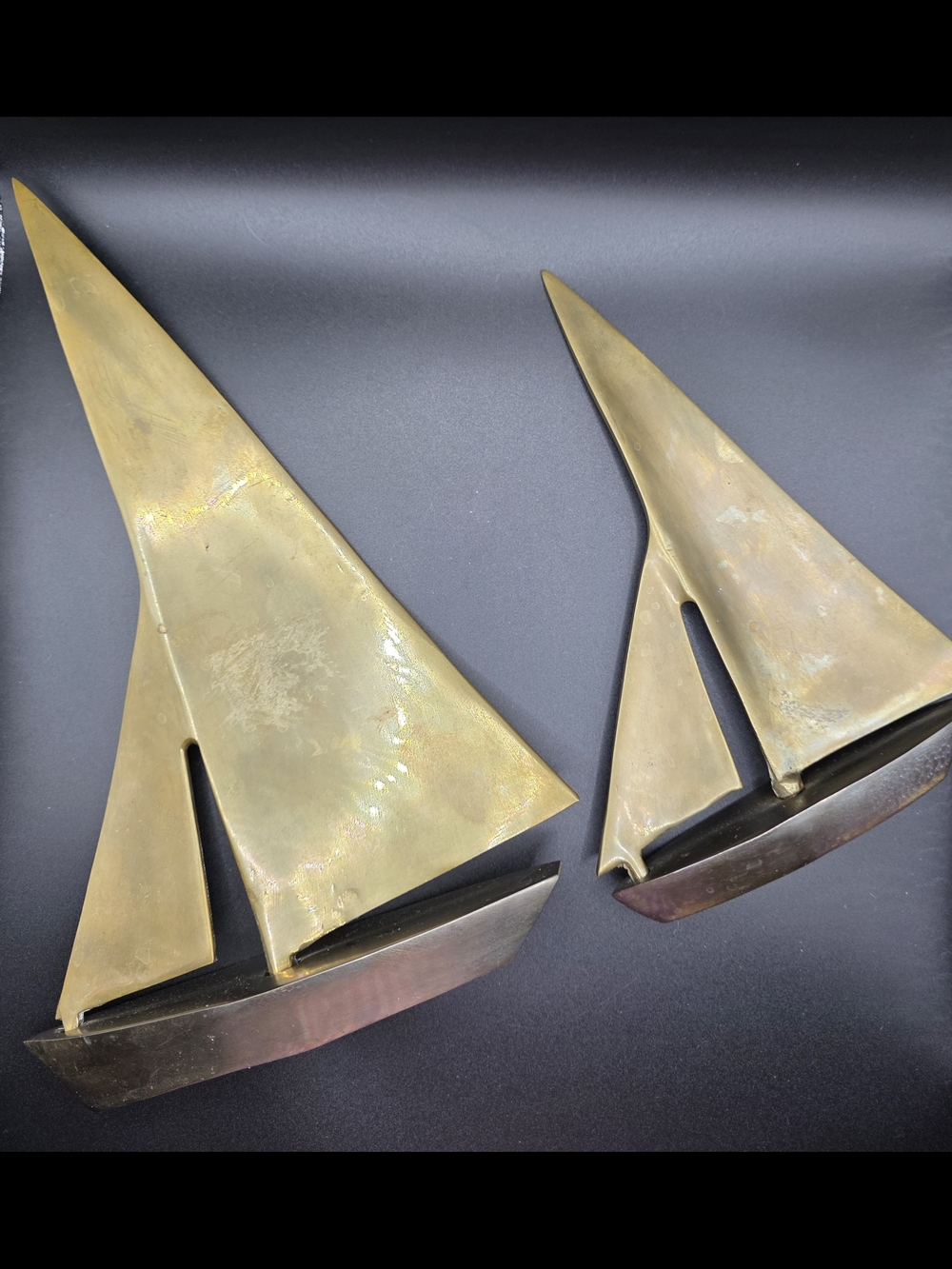 ⛵️Vintage MCM Brass Sailboat Sculptures - Set of 2 Minimalist Nautical Decor